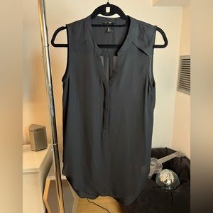 H&M - Black Sheer Black Sleeveless V-neck Blouse. Size 4 = S.